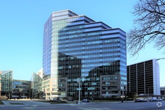 1001 Lakeside Ave E, Cleveland, OH for rent Building Photo- Image 1 of 38