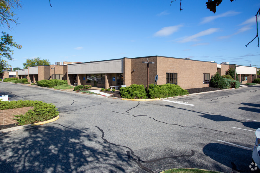 7150 N Park Dr, Pennsauken, NJ for rent - Building Photo - Image 2 of 9