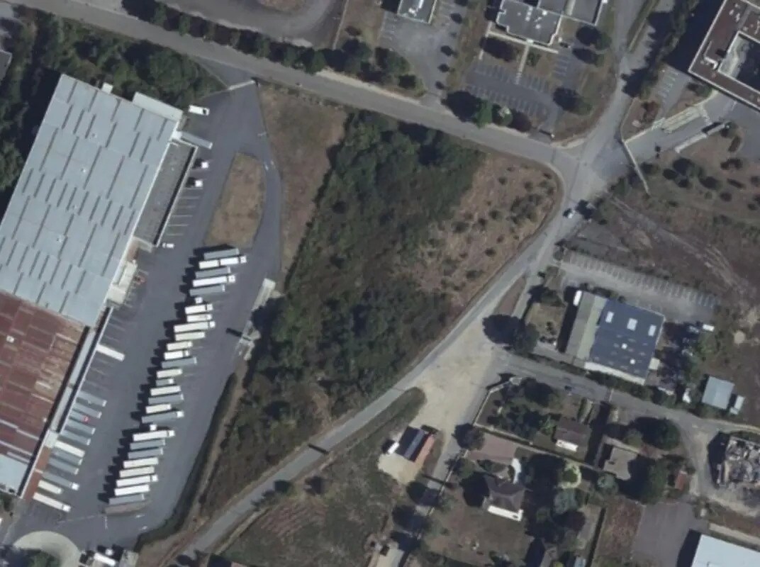 Land in Gravigny for sale Aerial- Image 1 of 3