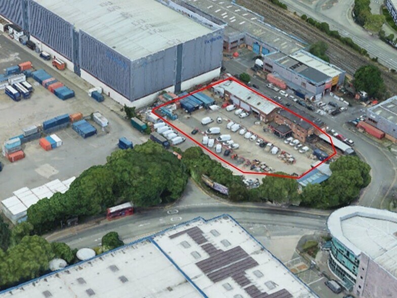 Drury Way, London to rent - Building Photo - Image 1 of 7