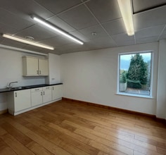 Eastbank Rd, Belfast to rent Interior Photo- Image 2 of 2