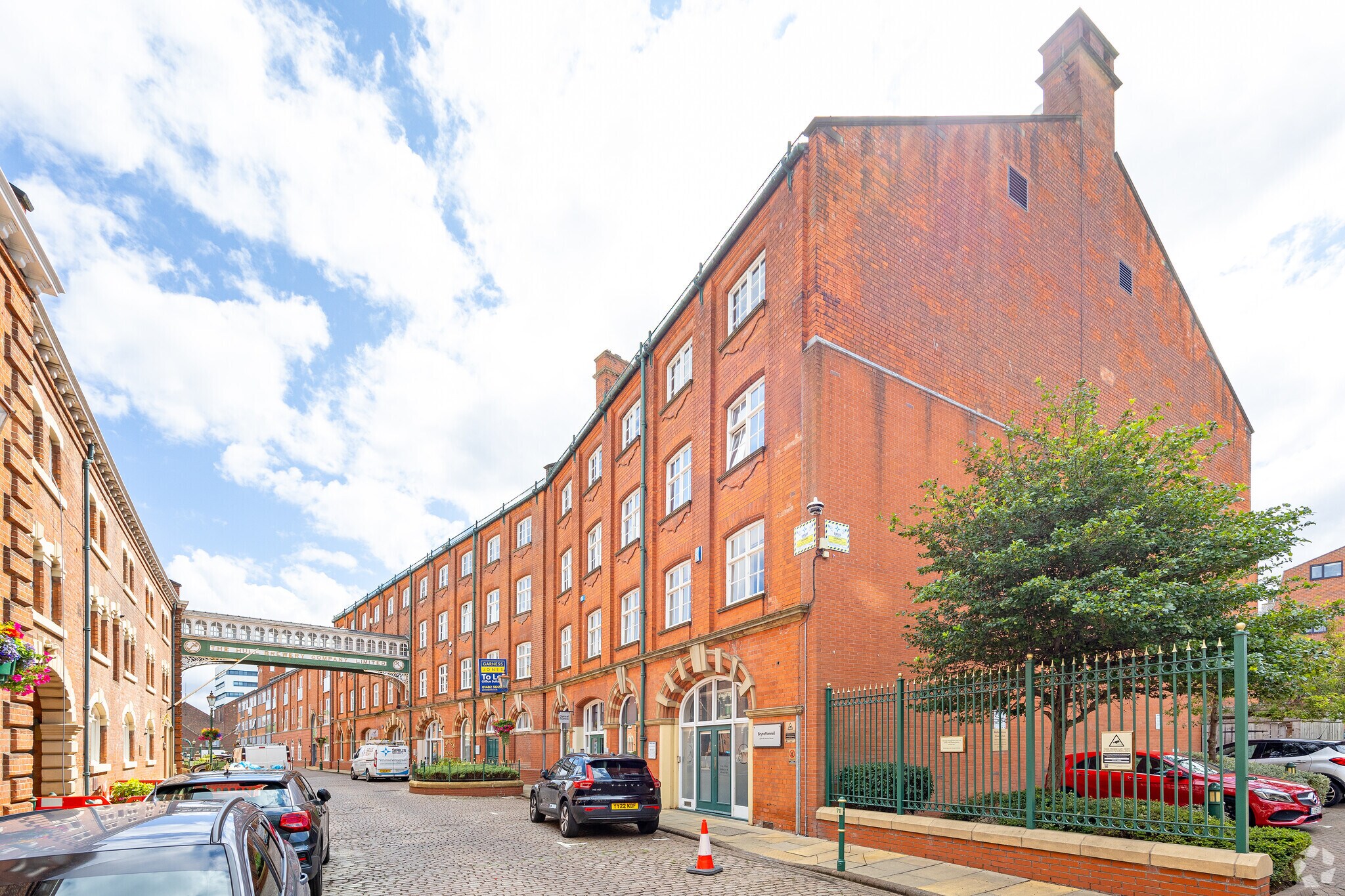 Silvester St, Hull for sale Primary Photo- Image 1 of 1