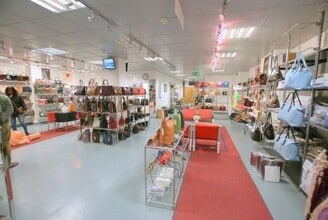 71-73 Hackney Rd, London to rent Interior Photo- Image 2 of 3