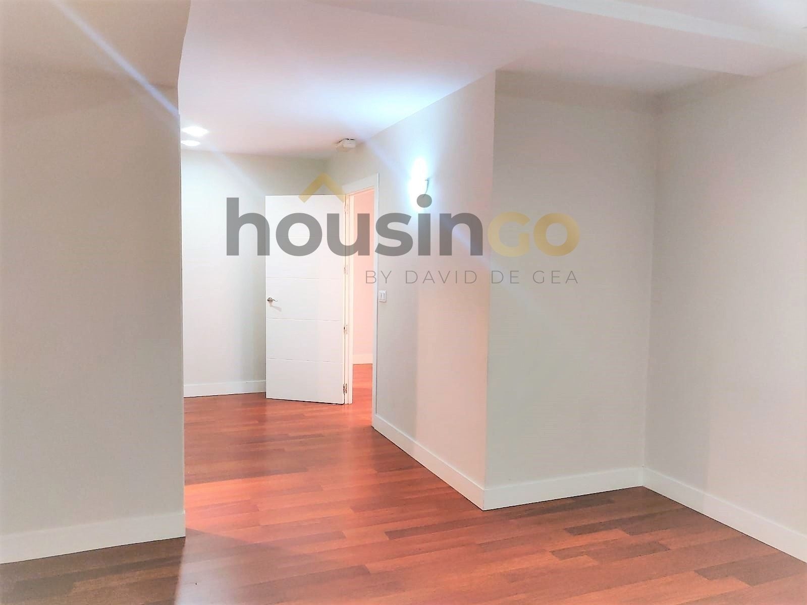 Office in Madrid, Madrid to rent Interior Photo- Image 1 of 17