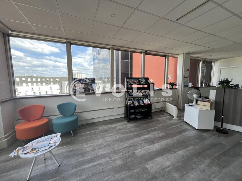 Office in Maisons Alfort to rent - Interior Photo - Image 3 of 15