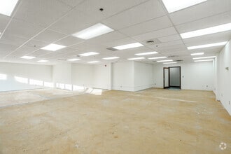 555 Briarwood Cir, Ann Arbor, MI to rent Interior Photo- Image 2 of 3