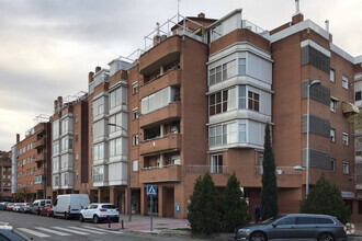 Retail in Torrejón De Ardoz, MAD for rent Primary Photo- Image 1 of 3