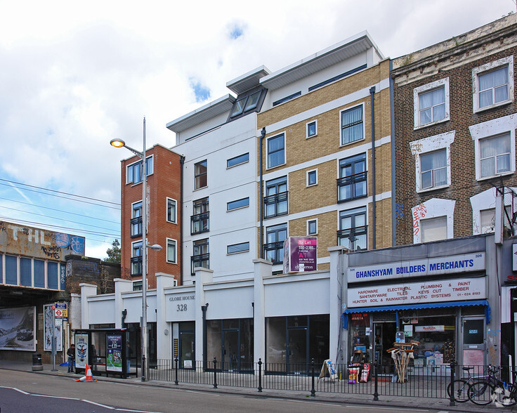 328 Kilburn High Rd, London for sale - Building Photo - Image 3 of 4