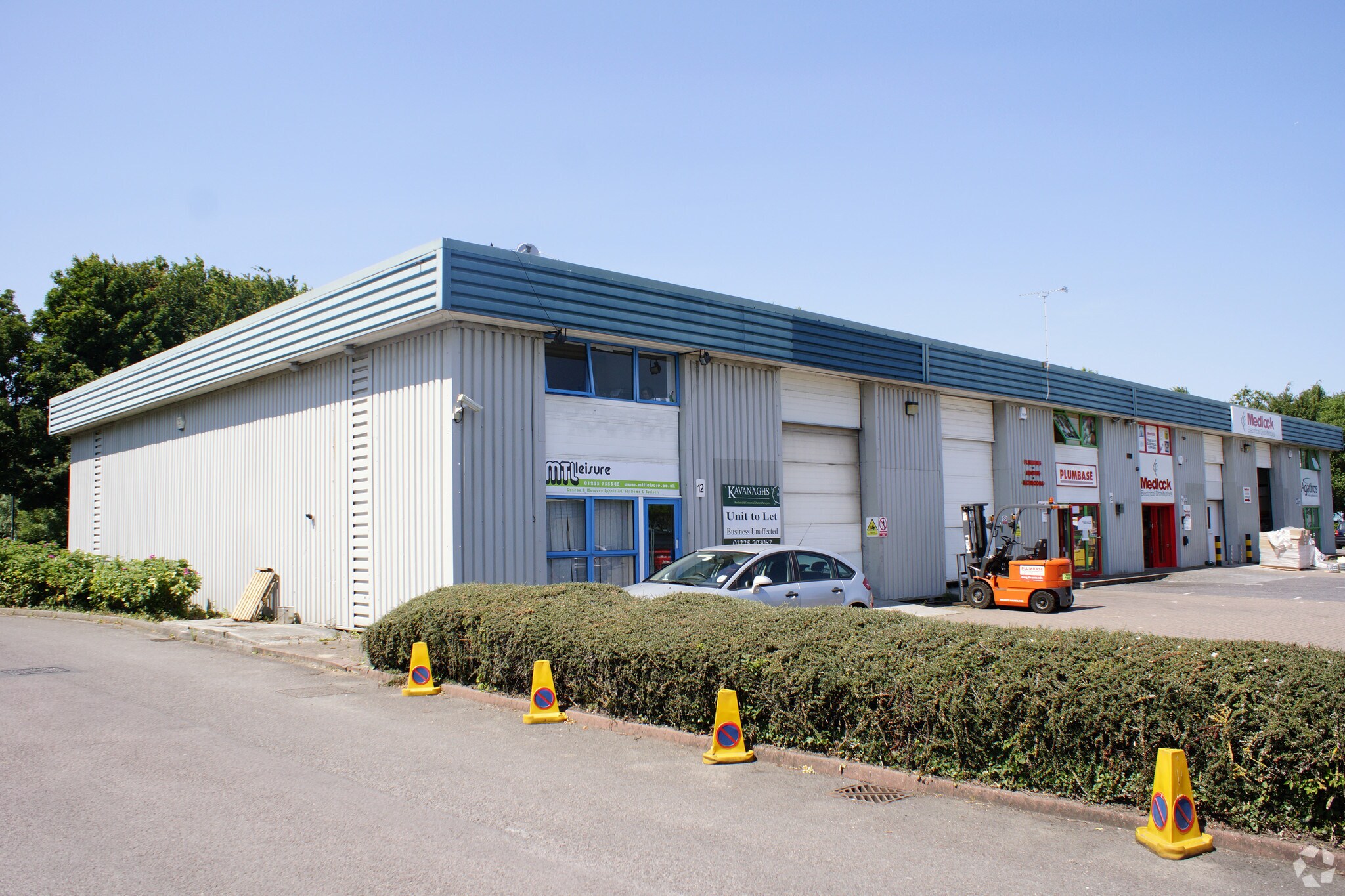 Epsom Rd, Trowbridge for sale Primary Photo- Image 1 of 1