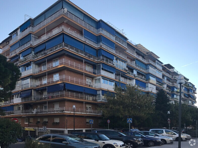 Calle Montecarlo, 1, Móstoles, Madrid for sale - Building Photo - Image 2 of 2