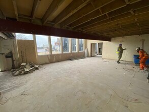 3 Station Rd, Flitwick to rent Interior Photo- Image 2 of 4