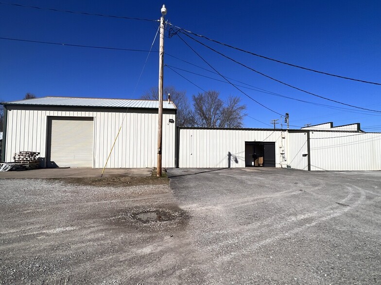 782 E Center St, Madisonville, KY for sale - Primary Photo - Image 1 of 3