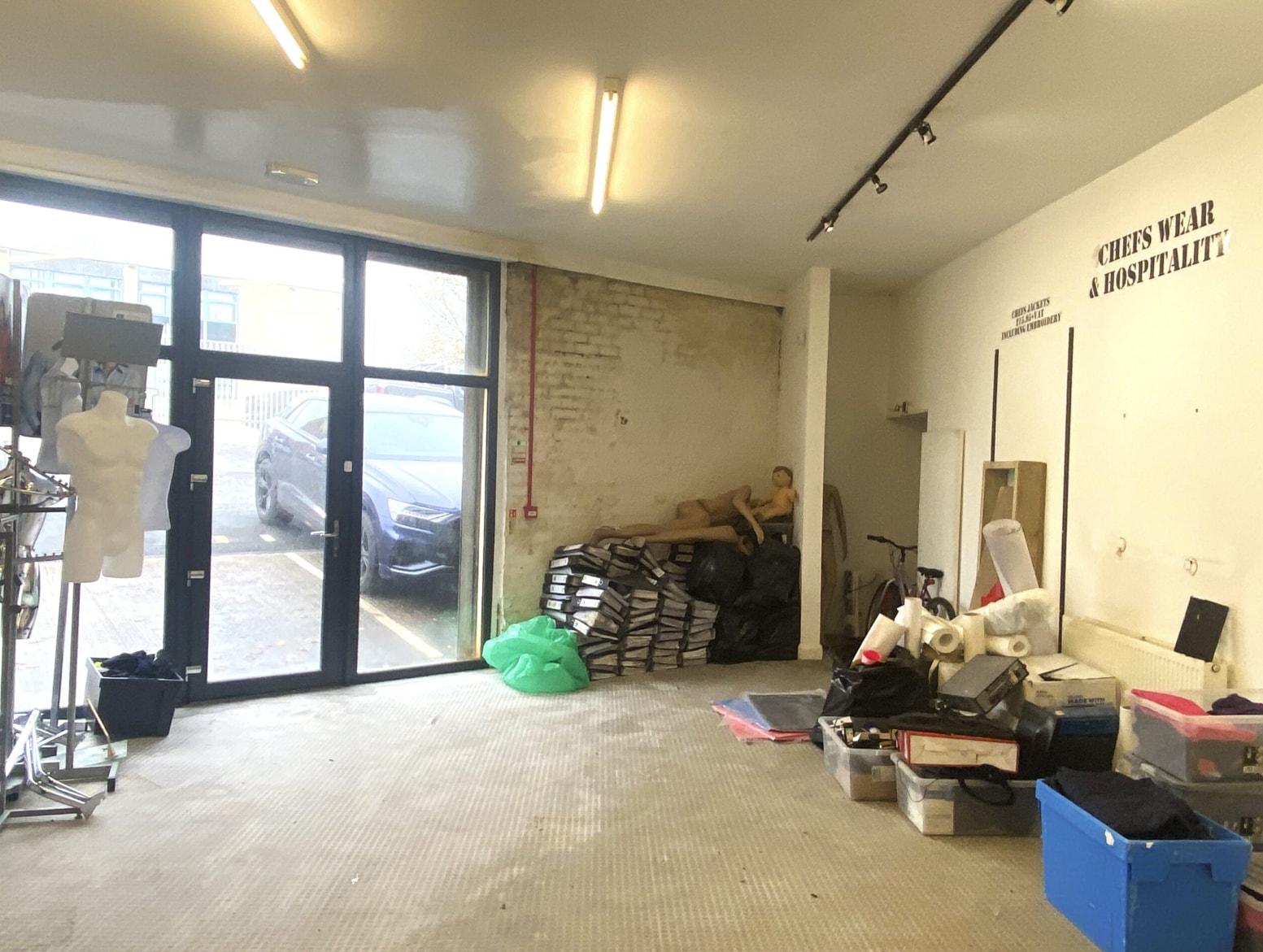 Unit 2 Cleaver Street, Blackburn to rent Interior Photo- Image 1 of 3