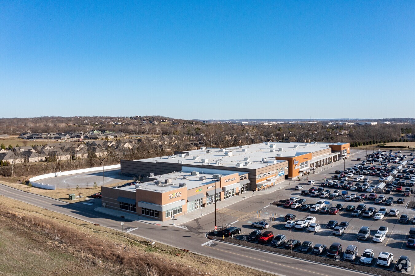 7996 Princeton Glendale Rd, West Chester 45069 Retail for Rent