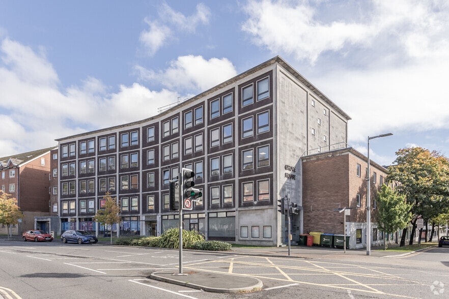 3 Grove Pl, Swansea to rent - Primary Photo - Image 1 of 3