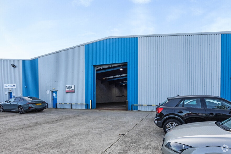 Stephenson Rd, Washington to rent - Building Photo - Image 2 of 6