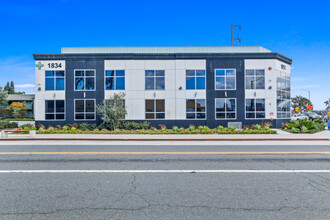 1834-1836 Harbor Ave, Long Beach, CA for rent Building Photo- Image 1 of 6