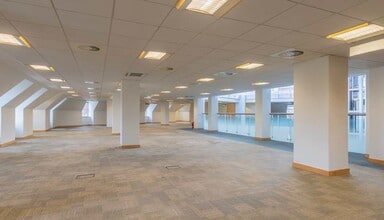 1 Queen St, Bristol to rent Building Photo- Image 1 of 4