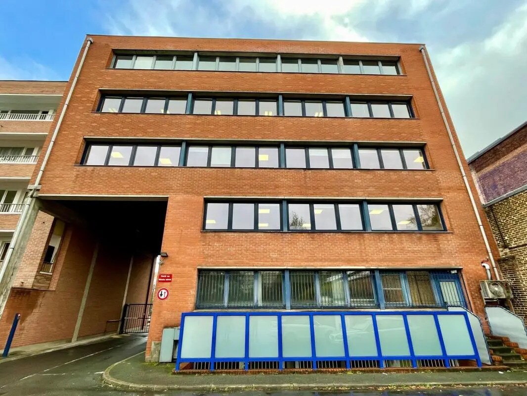 969 Avenue De La République, Marcq-en-Baroeul to rent Building Photo- Image 1 of 7