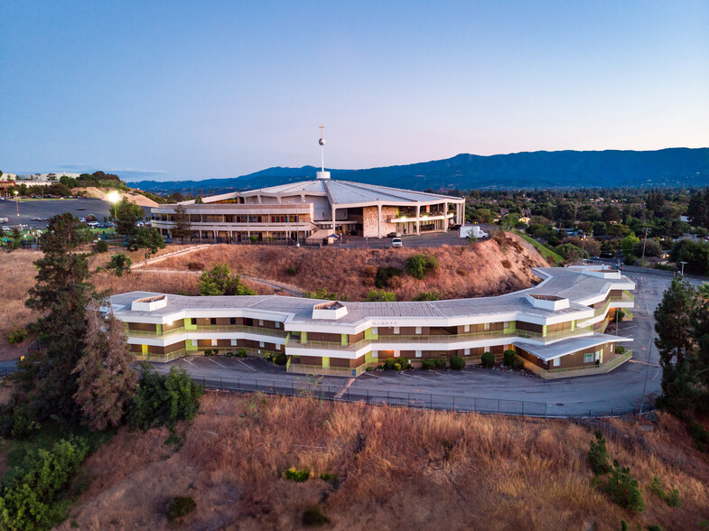 500 Sands Dr, San Jose, CA for rent - Building Photo - Image 3 of 10