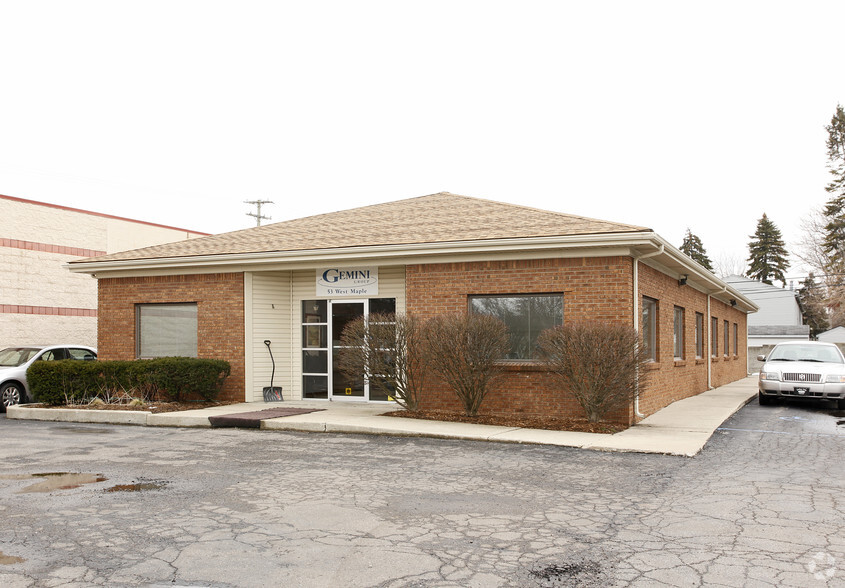 53 W Maple Rd, Clawson, MI for sale - Primary Photo - Image 1 of 1