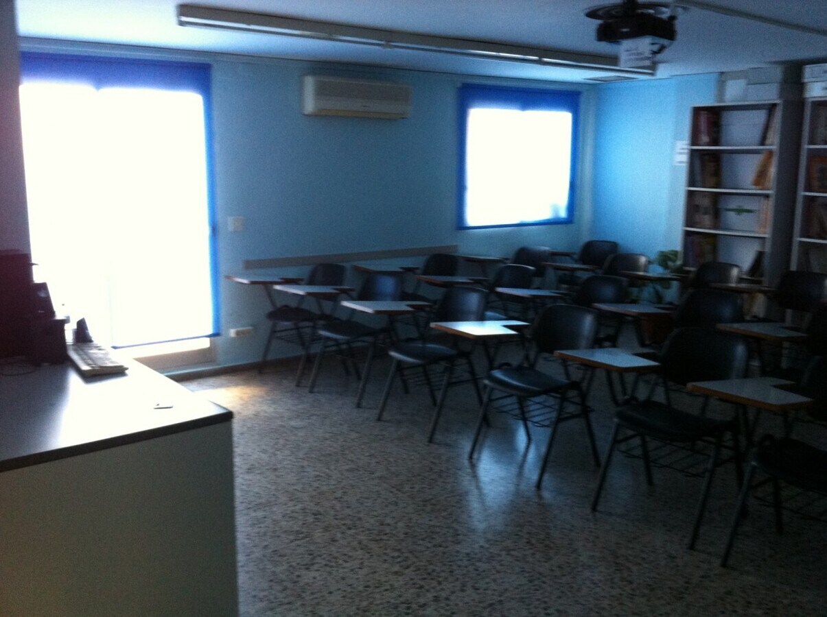 Gandia, VAL 46702 -  -  - Interior Photo - Image 2 of 3