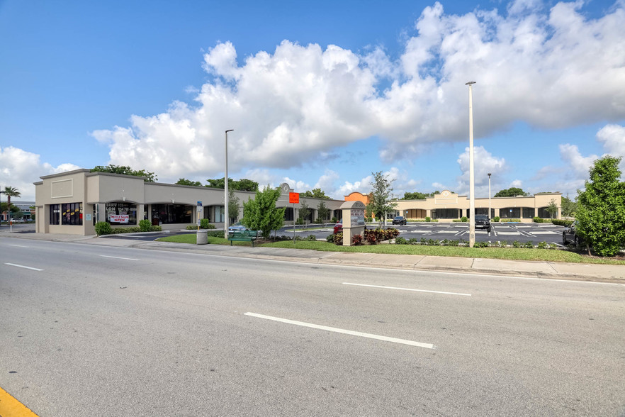 201-233 S Federal Hwy, Pompano Beach, FL for sale - Building Photo - Image 1 of 1