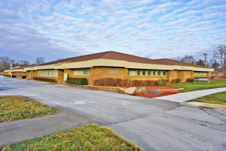 More details for 5600 W Maple Rd, West Bloomfield, MI - Office for Rent