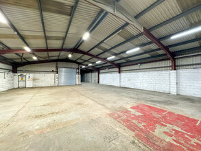 Threemilestone Industrial Estate, Truro for rent Interior Photo- Image 1 of 4