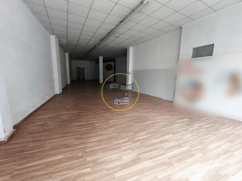 Retail in Ontinyent, Valencia to rent - Interior Photo - Image 3 of 10