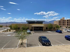 831 Landon Dr, Bullhead City, AZ for sale Primary Photo- Image 1 of 4