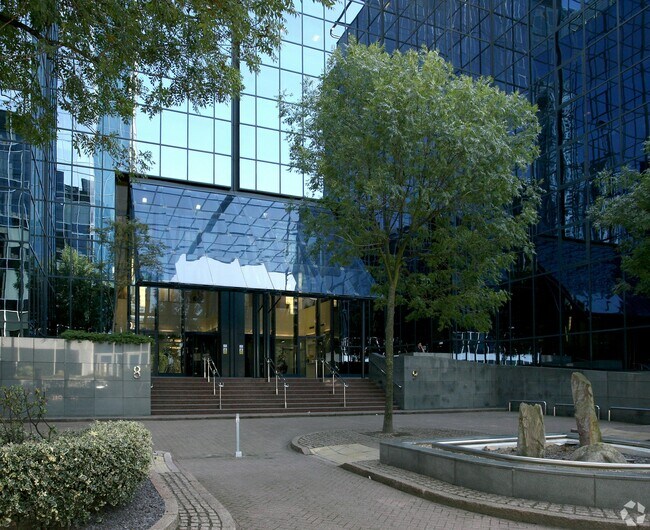More details for 8-9 Harbour Exchange Sq, London - Office to Rent