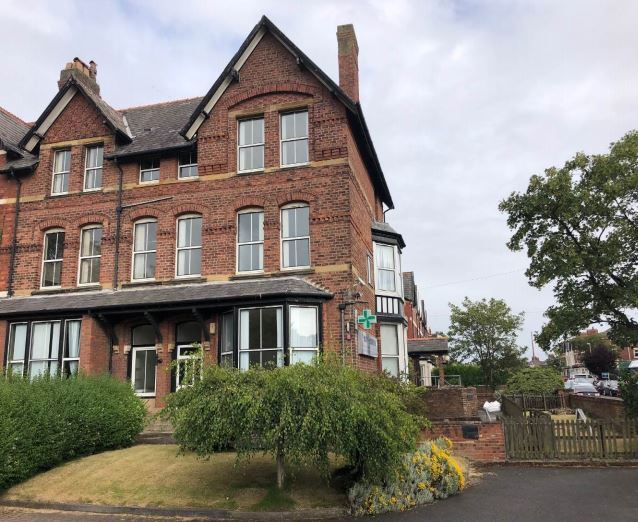 24-26 St Annes East Rd, Lytham St Annes for sale - Primary Photo - Image 1 of 1