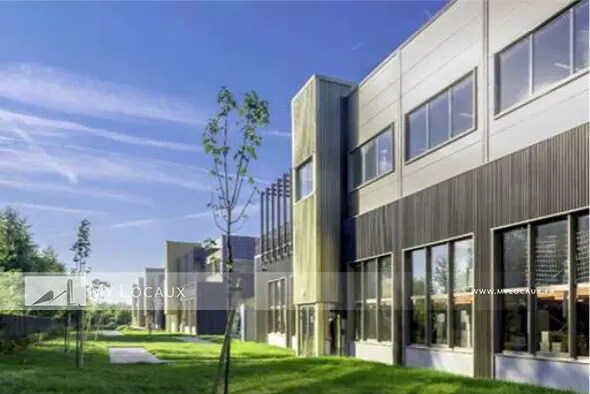 Light Industrial in Gennevilliers to rent - Building Photo - Image 1 of 5