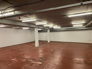 18 High St, Blairgowrie to rent Interior Photo- Image 1 of 4