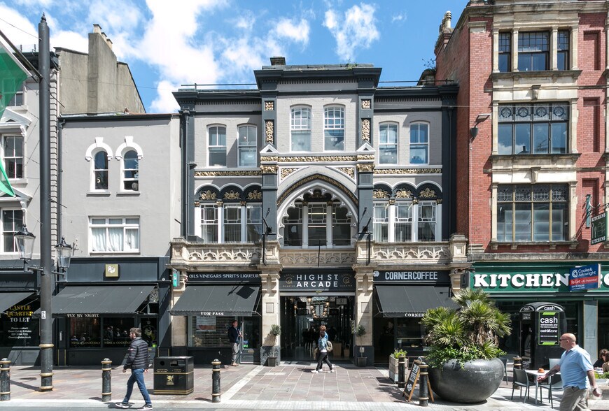 27-31 High Street Arcade, Cardiff for sale - Building Photo - Image 1 of 1