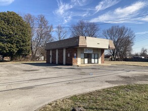 6405 Greenwood Rd, Louisville, KY for rent Building Photo- Image 1 of 5