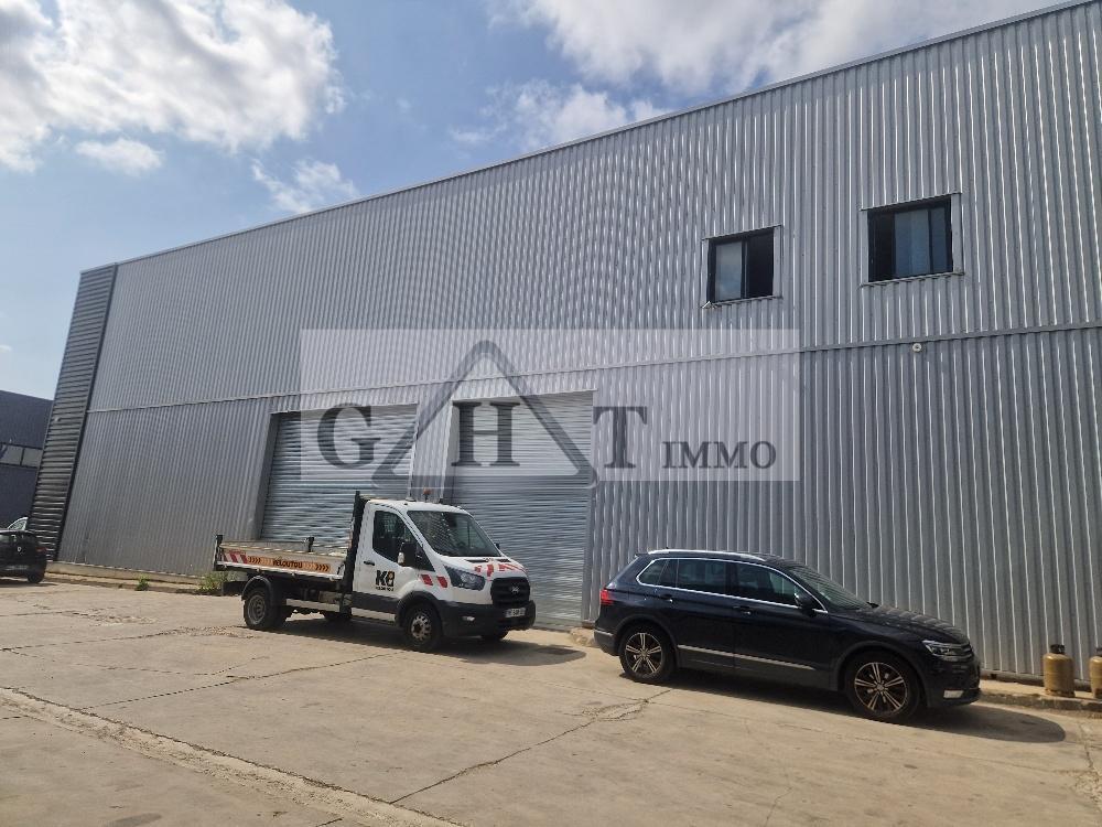 Industrial in Meaux to rent Building Photo- Image 1 of 9