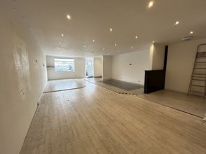 Faraday Rd, Plymouth to rent Interior Photo- Image 2 of 6