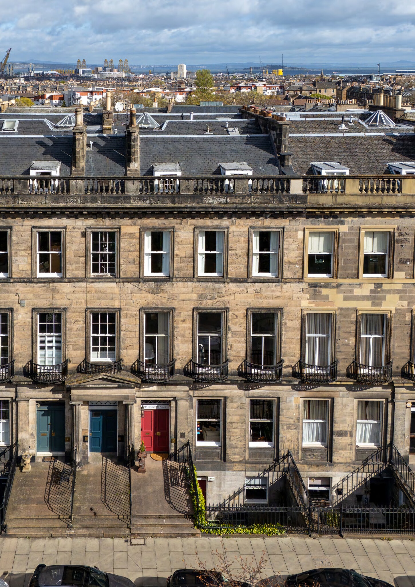 6 Brunton Pl, Edinburgh for sale Building Photo- Image 1 of 11