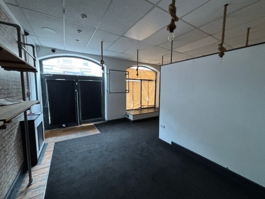 2-2A East St, Havant for sale Interior Photo- Image 1 of 4