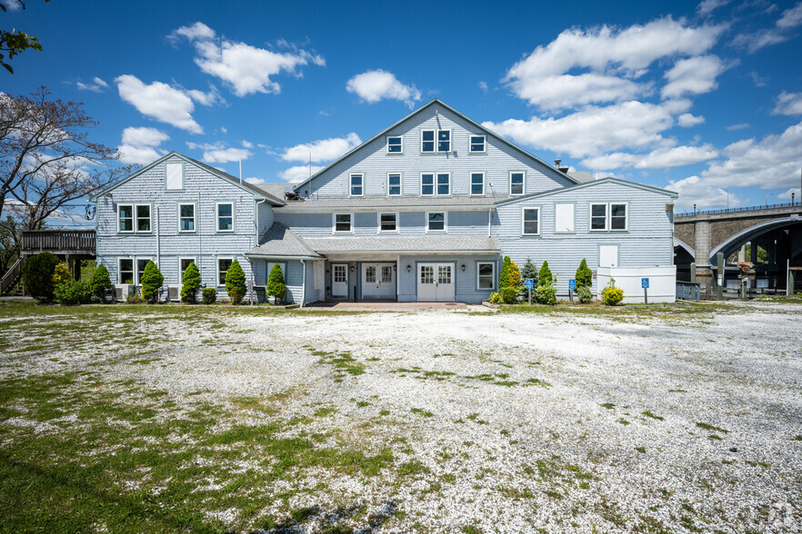 28 Water St, East Providence, RI for sale - Building Photo - Image 3 of 42