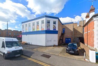 72-78 Rosemary Rd, Clacton On Sea for rent Building Photo- Image 2 of 4