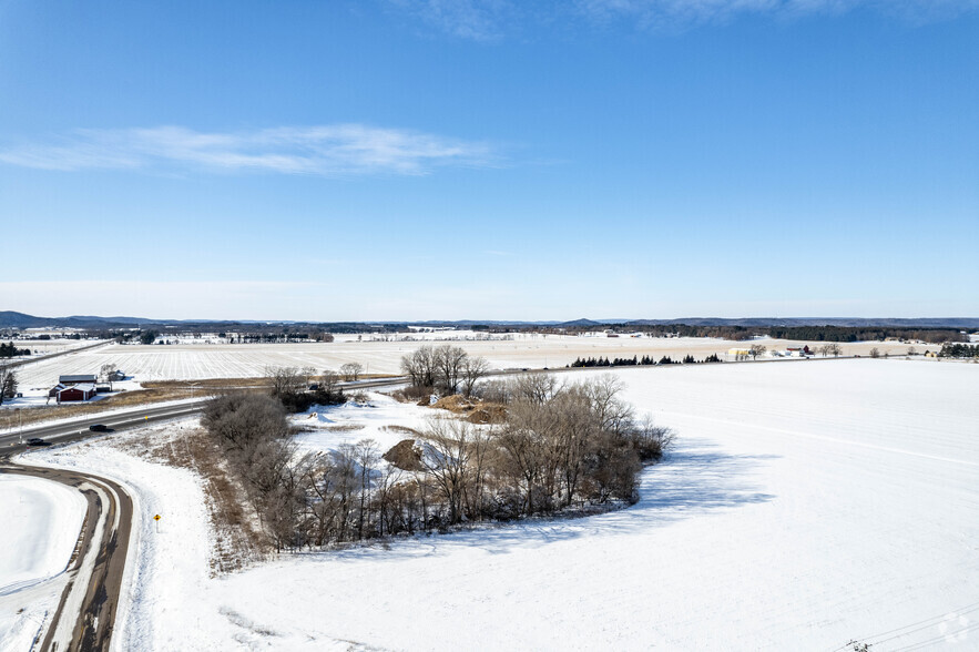 40 Acres Hwy 12, Prairie Du Sac, WI for sale - Aerial - Image 2 of 9