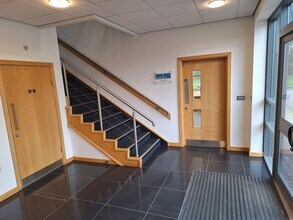 Cheshire Av, Northwich to rent Interior Photo- Image 1 of 4