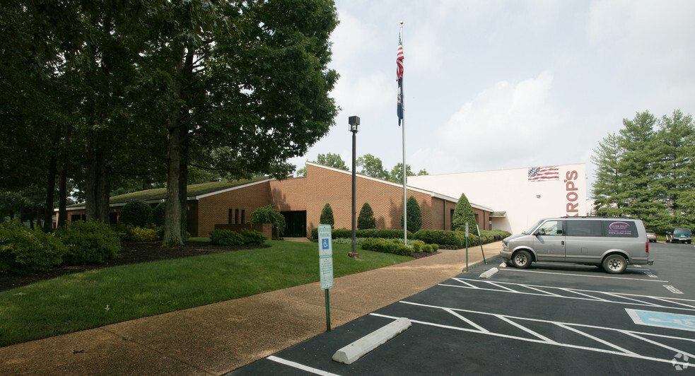 600 Southlake Blvd, Richmond, VA for rent - Building Photo - Image 1 of 3