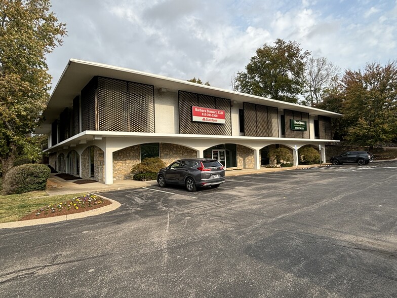 2900 Lebanon Pike, Nashville, TN for rent - Building Photo - Image 1 of 17