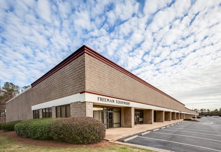 1901 Montreal Rd, Tucker, GA for rent - Building Photo - Image 3 of 13