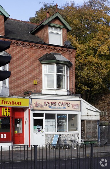 205 Narborough Rd, Leicester to rent - Building Photo - Image 2 of 2