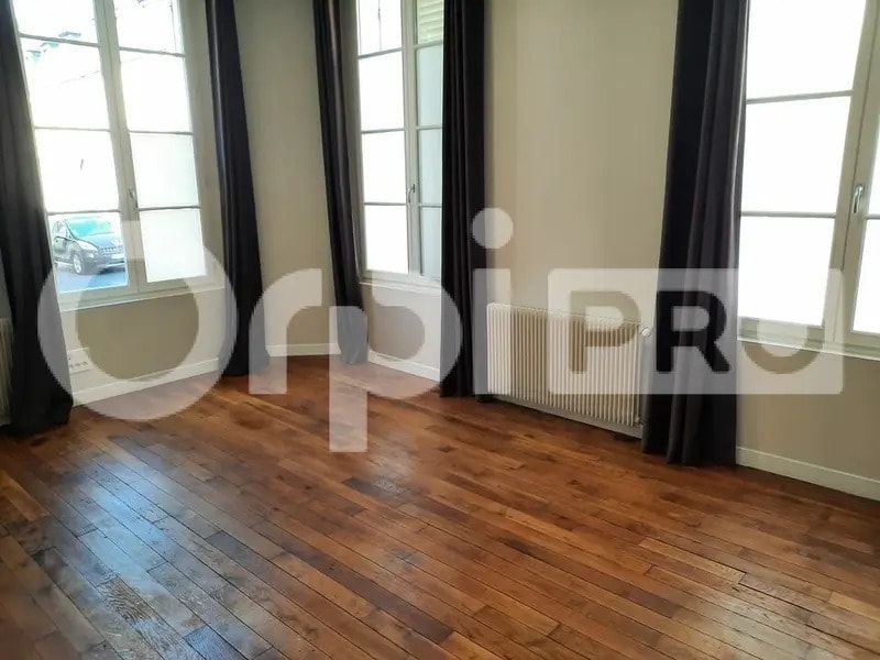 Location Bureaux 30 m² - Photo 1